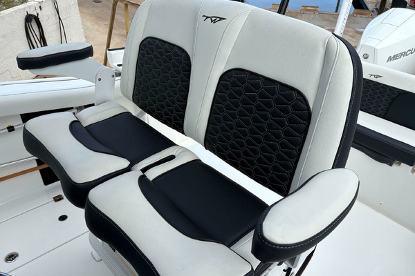 25ft Tidewater Yacht For Sale