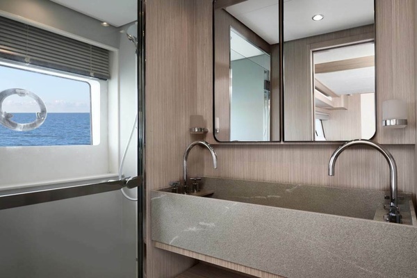 F6 7 67ft Prestige Yacht For Sale