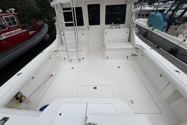 35ft Cabo Yacht For Sale