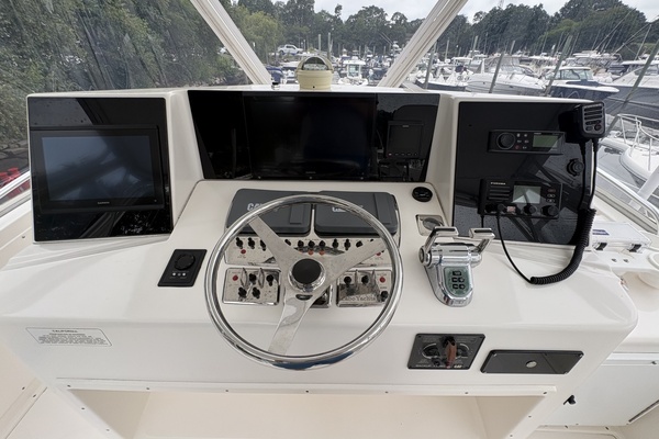 35ft Cabo Yacht For Sale