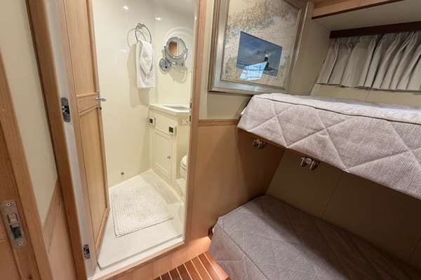 2021Marlow 72 ft Explorer 62E   JIA