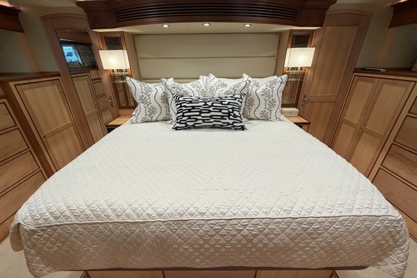 2021Marlow 72 ft Explorer 62E   JIA