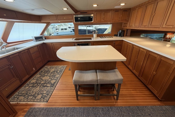 2021Marlow 72 ft Explorer 62E   JIA