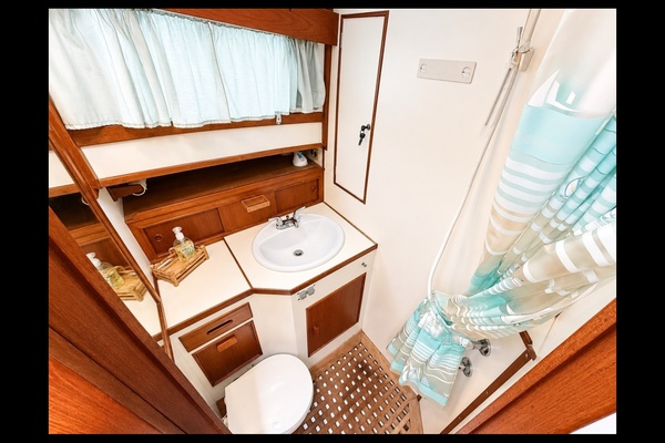 36ft Grand Banks Yacht For Sale