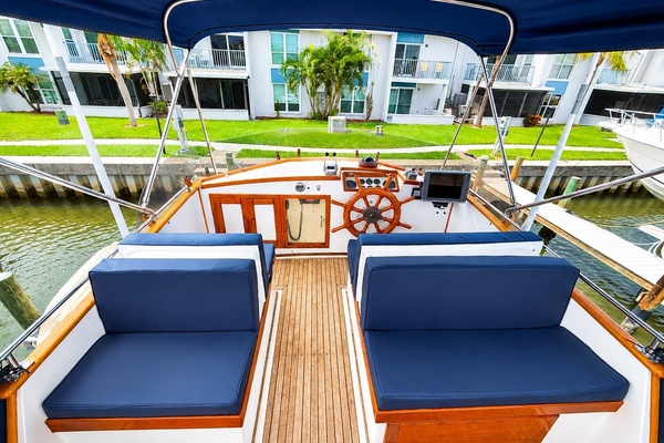 36ft Grand Banks Yacht For Sale