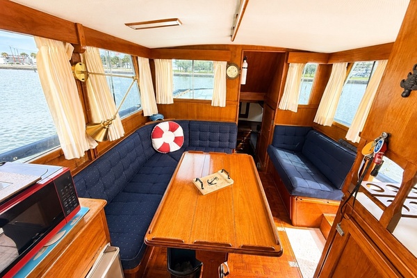36ft Grand Banks Yacht For Sale