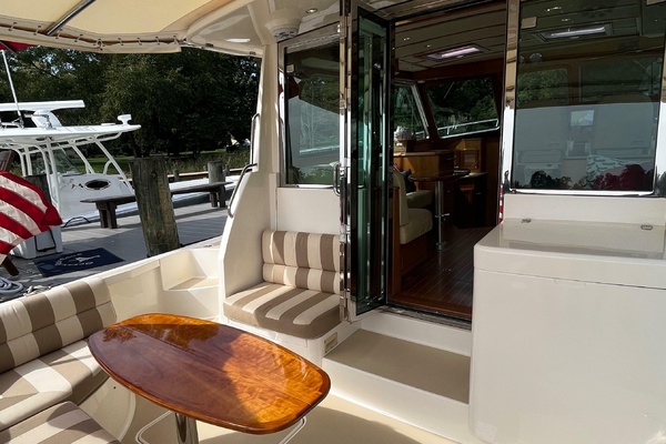 Sundog 42ft Sabre Yacht For Sale