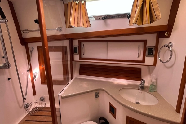 Sabre 42 Salon Express Yacht For Sale