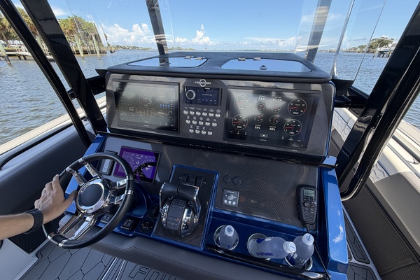 38ft Fountain Yacht For Sale
