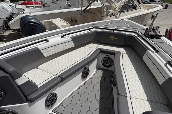 38ft Fountain Yacht For Sale