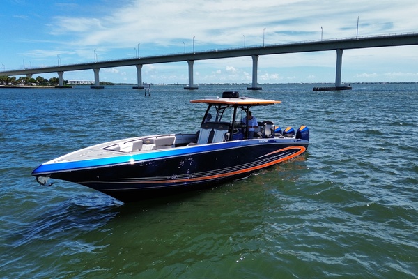 38ft Fountain Yacht For Sale