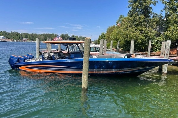 38ft Fountain Yacht For Sale