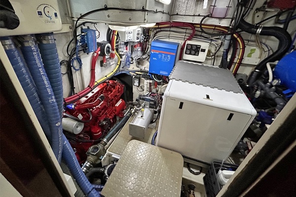 MYSTERY 63ft Lyman Morse Yacht For Sale