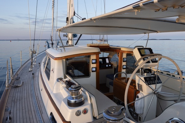 MYSTERY 63ft Lyman Morse Yacht For Sale