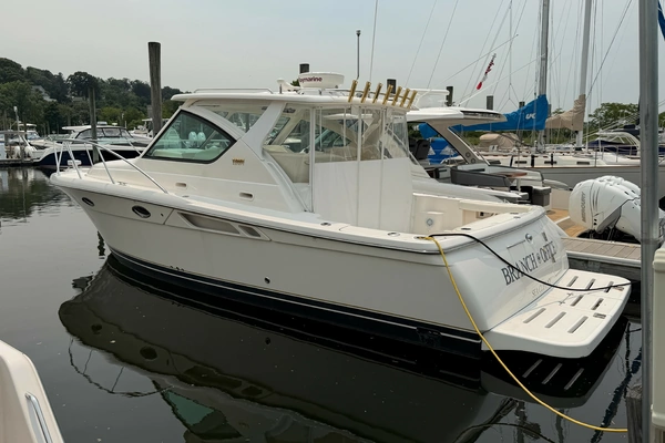 30-ft-Tiara Yachts-2008-3000-Branch Office Glen Cove New York United States  yacht for sale