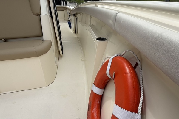 32ft Scout Yacht For Sale