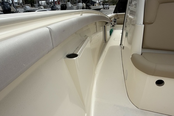 32ft Scout Yacht For Sale