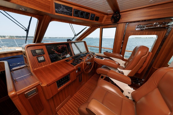 Pronto 72ft Hunt Yachts Yacht For Sale