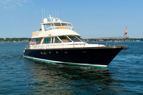 Pronto 72ft Hunt Yachts Yacht For Sale
