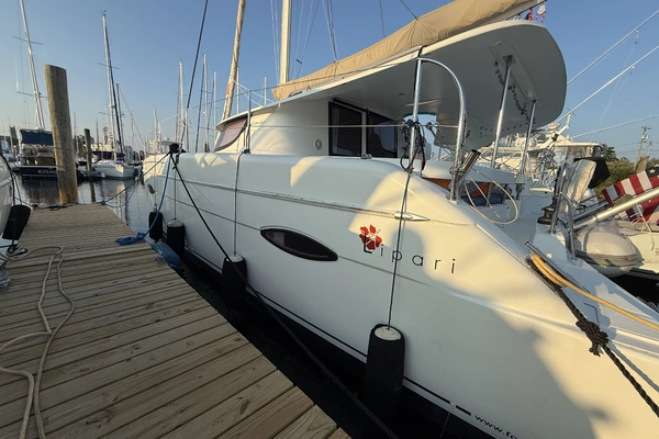 41-ft-Fountaine Pajot-2012-Lipari 41-Patouch New London Connecticut United States  yacht for sale