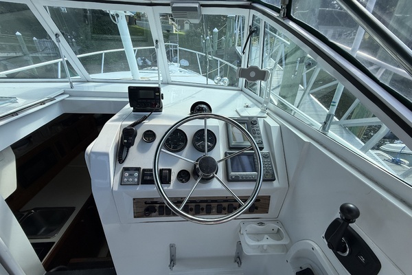 Knot On Call 30ft Mainship Yacht For Sale
