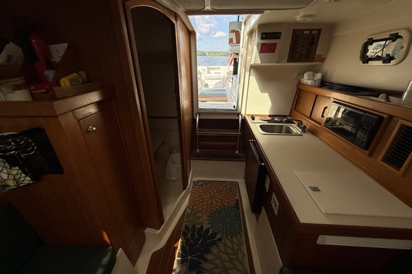 Knot On Call 30ft Mainship Yacht For Sale