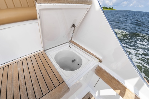 Turn Me Loose 70ft Buddy Davis Yacht For Sale