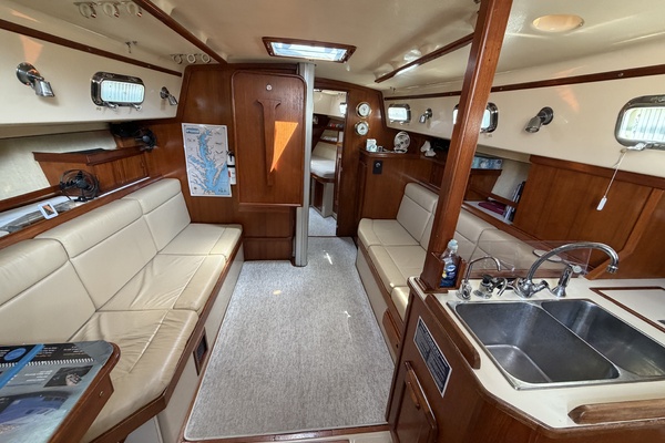 Turtle 35ft Island Packet Yacht For Sale