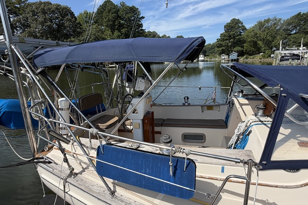 Turtle 35ft Island Packet Yacht For Sale