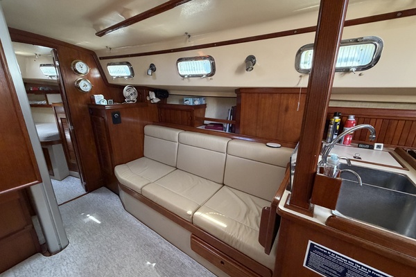 Turtle 35ft Island Packet Yacht For Sale