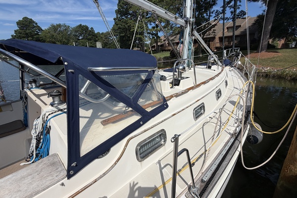 Turtle 35ft Island Packet Yacht For Sale