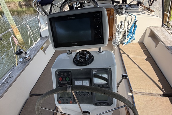 Turtle 35ft Island Packet Yacht For Sale