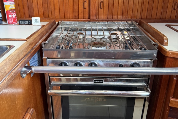 Turtle 35ft Island Packet Yacht For Sale