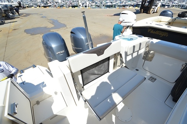Bay Dawg 27ft Sailfish Yacht For Sale