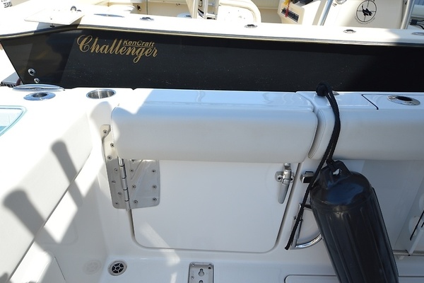 Bay Dawg 27ft Sailfish Yacht For Sale