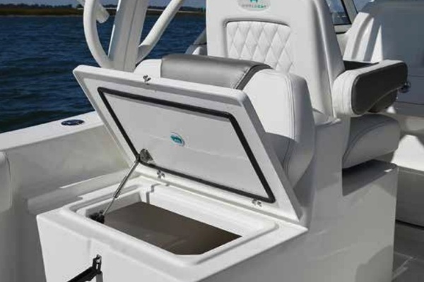 25ft World Cat Yacht For Sale