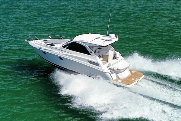 WillowBender 35ft Regal Yacht For Sale