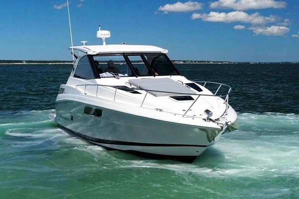 Regal 35 Sport Coupe Yacht For Sale