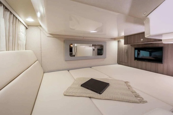 WillowBender 35ft Regal Yacht For Sale