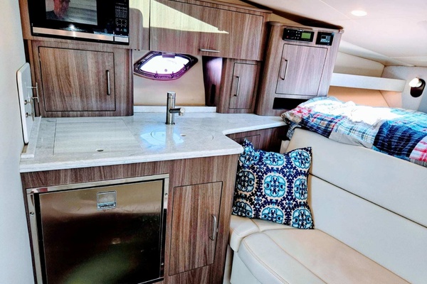 WillowBender 35ft Regal Yacht For Sale