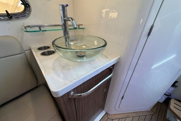 TOOTH AND NAIL 38ft Boston Whaler Yacht For Sale