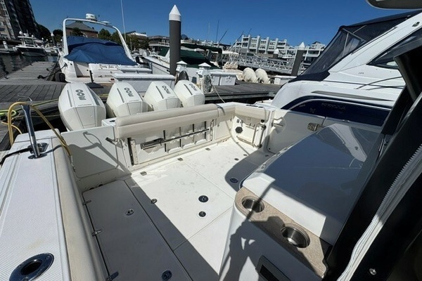 TOOTH AND NAIL 38ft Boston Whaler Yacht For Sale