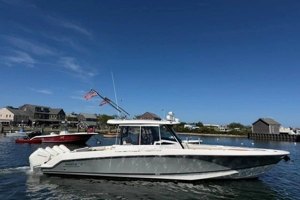 38-ft-Boston Whaler-2021-380 Outrage-TOOTH AND NAIL Charlestown Massachusetts United States  yacht for sale