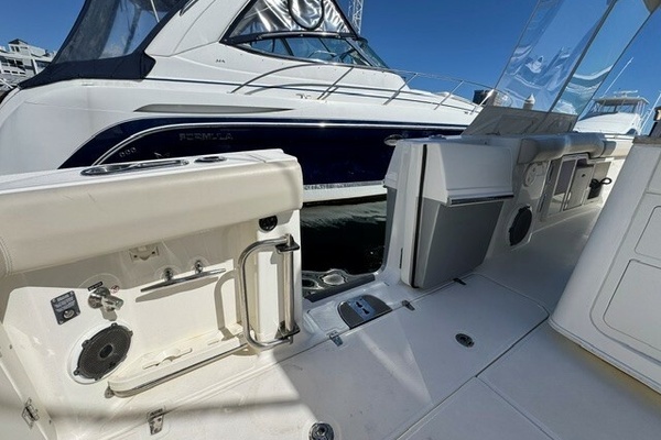 TOOTH AND NAIL 38ft Boston Whaler Yacht For Sale
