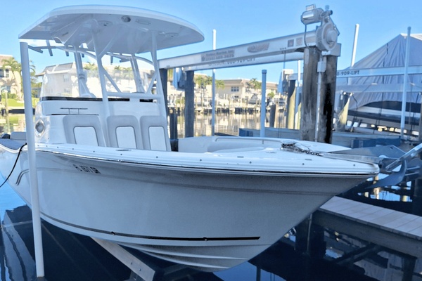 2020 Sea Fox 249 Avenger