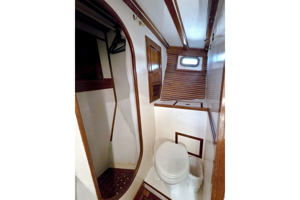 New Moon 42ft Kadey Krogen Yacht For Sale