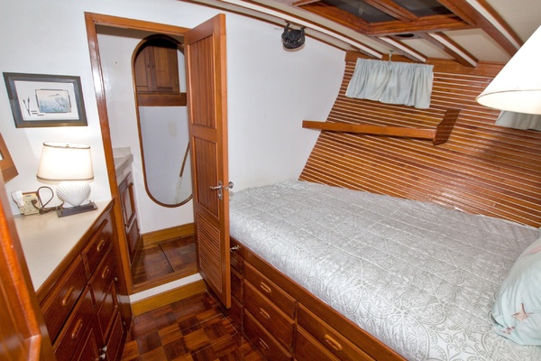 New Moon 42ft Kadey Krogen Yacht For Sale