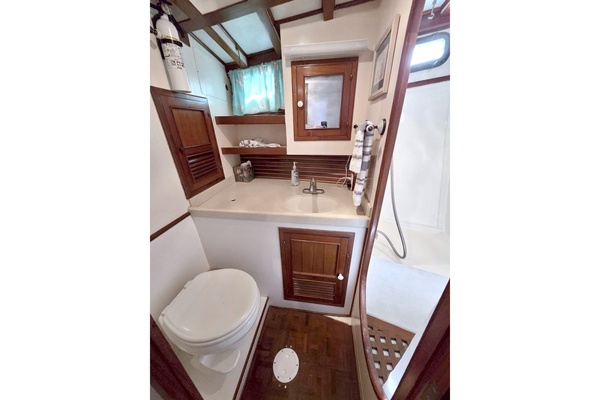 New Moon 42ft Kadey Krogen Yacht For Sale