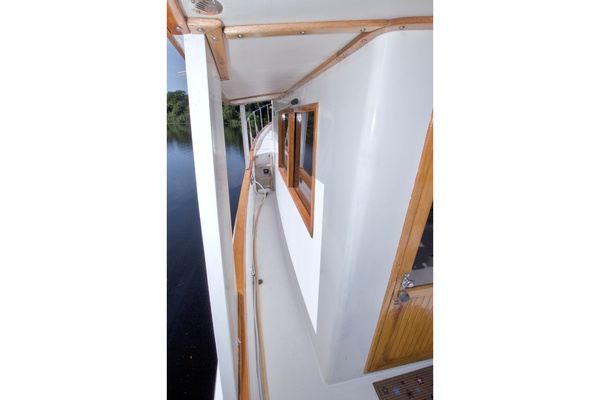 New Moon 42ft Kadey Krogen Yacht For Sale