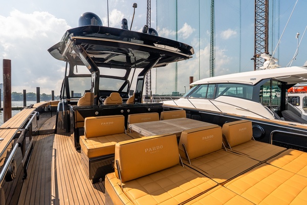 43ft Pardo Yachts Yacht For Sale